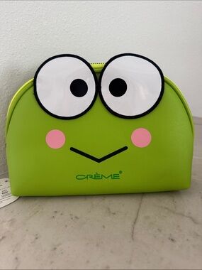 Sanrio  x The Creme Shop kerokerokeroppi Keroppi makeup cosmetics bag new NWT